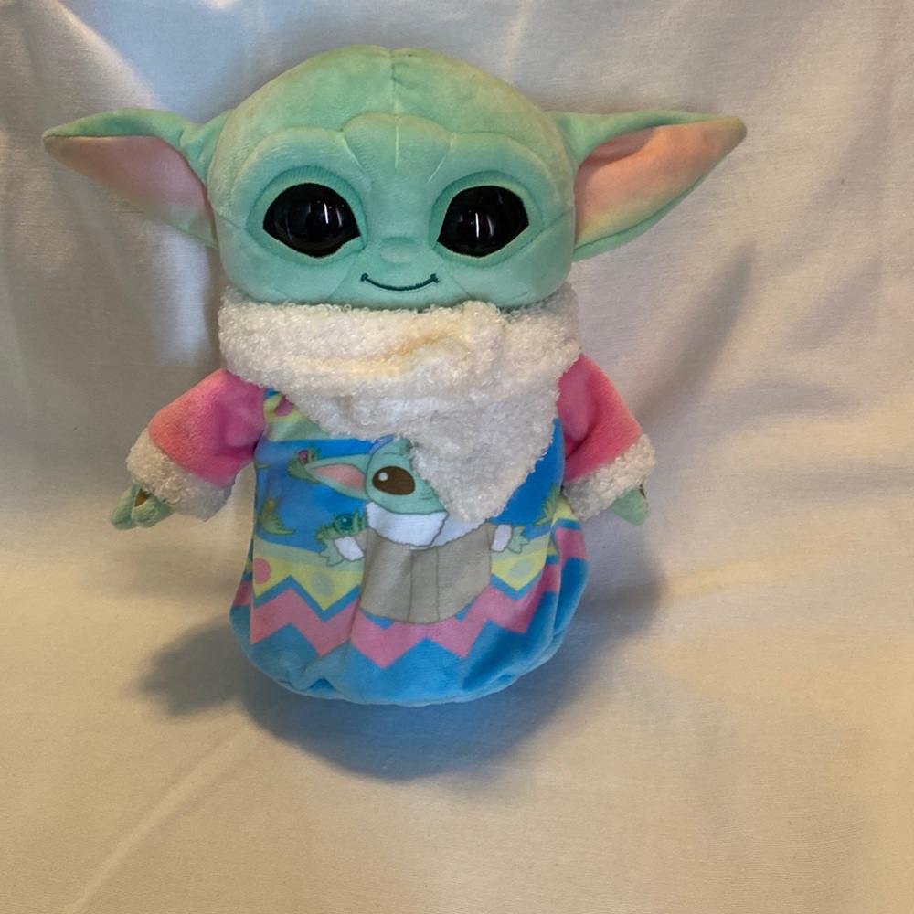 NWT Adorable plush Easter Grogu from The Mandalorian
